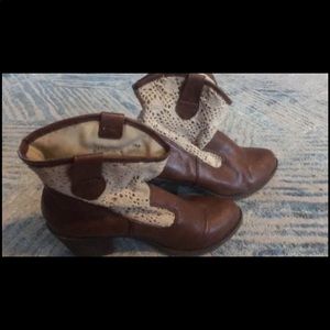 Size 7 boots